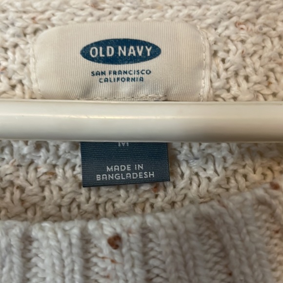 Old Navy Cable Knit Sweater M - Picture 2 of 5